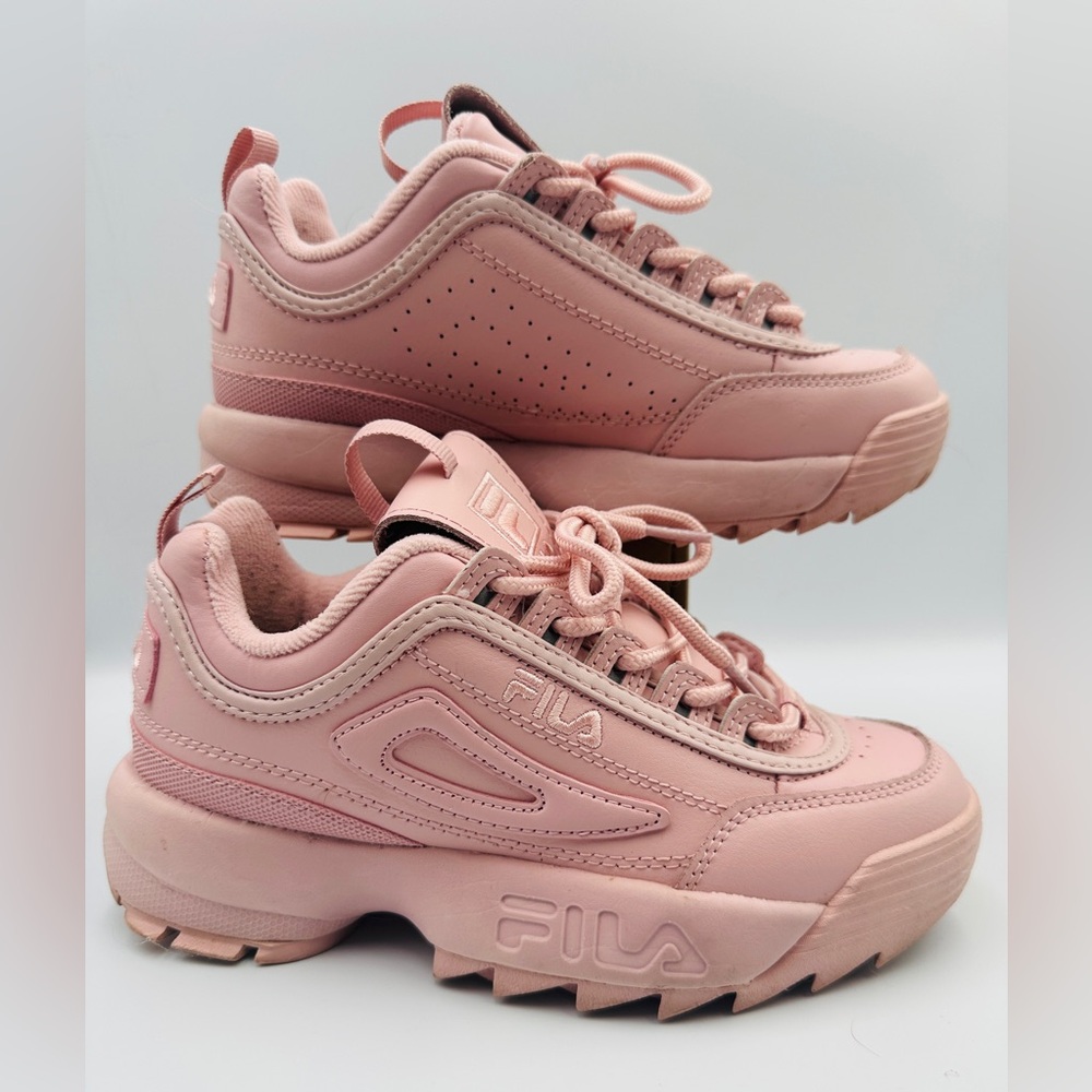 Women’s FILA Disruptor II Premium Light Pink Leather Casual Sneakers Size 5.5